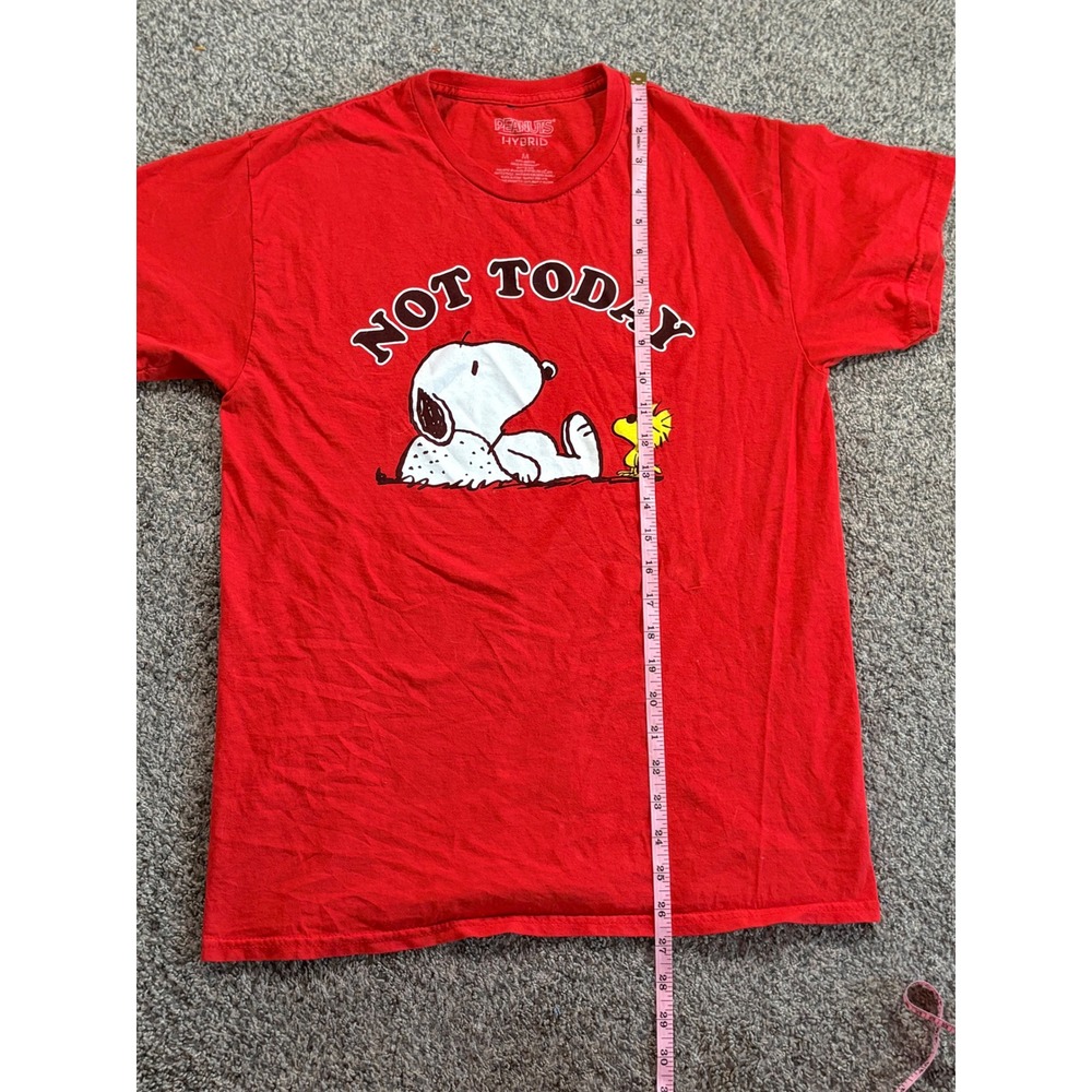 Peanuts Snoopy Graphic Tee Mens Medium Red Not Today Woodstock Cartoon Shirt - Picture 6 of 9